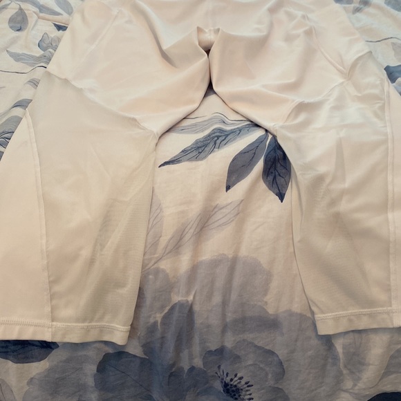 Women’s ATHLETA Leggings - Picture 12 of 12